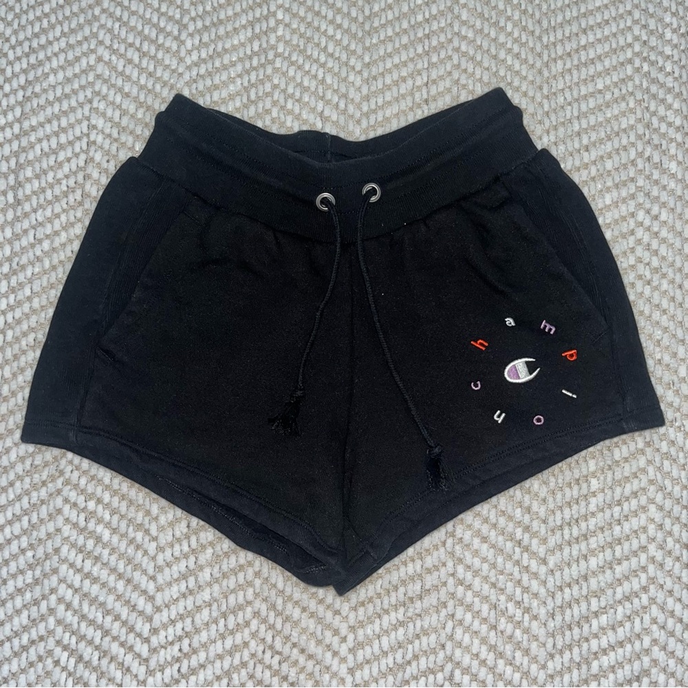 Champion Women’s Black Cotton Reverse Weave Sweat Shorts Logo Embroidered Sz Xs